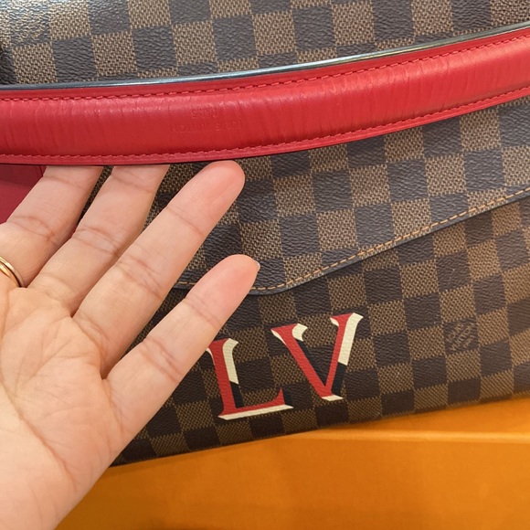 Louis Vuitton Beaubourg Damier Ebene - Picture 7 of 12